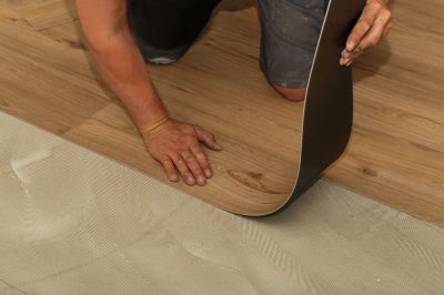 Vinyl Floor Installation Vs. Laminate: Which Is The Better Choice
